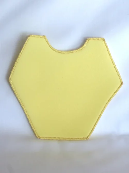 Coque jaune pour tanga ou culotte basse